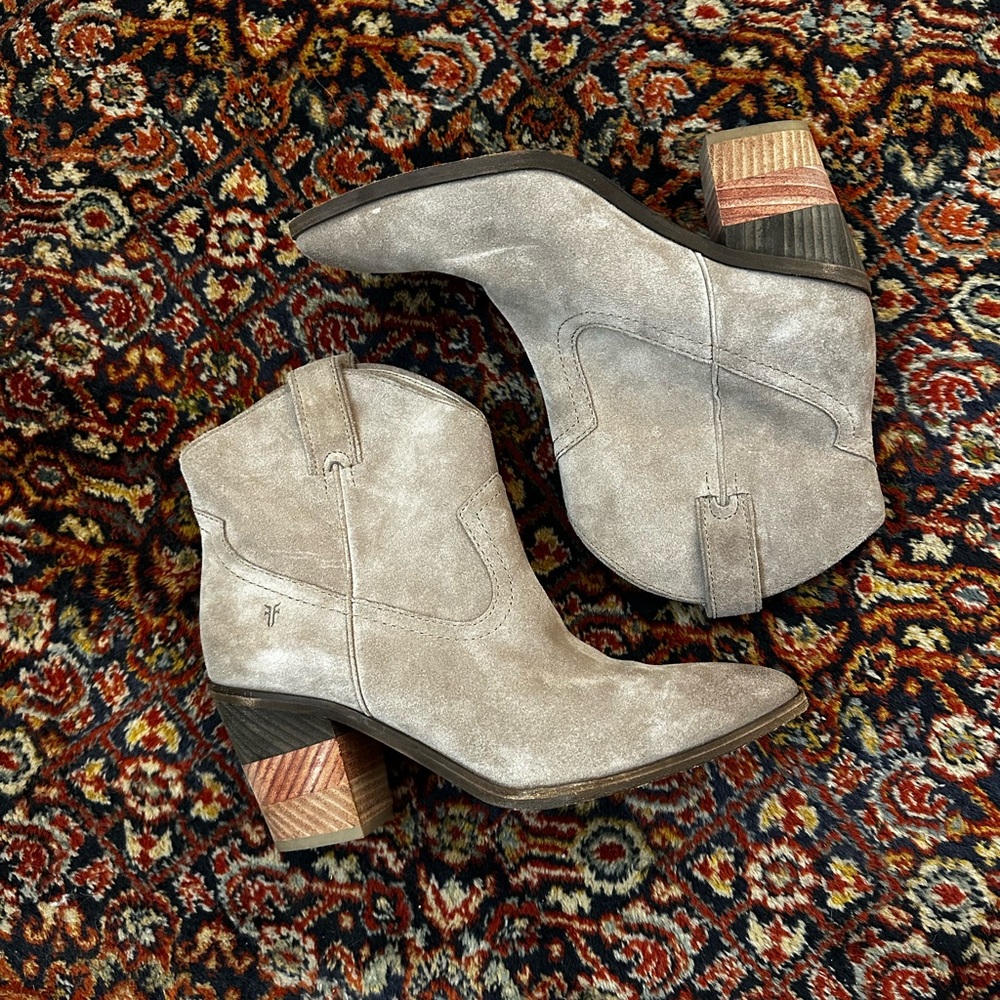Frye Light Gray Ankle Booties- Ash